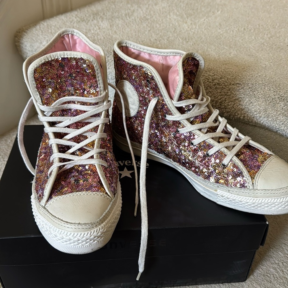 Converse High Top leather multi sequin high top sneakers sz: 8